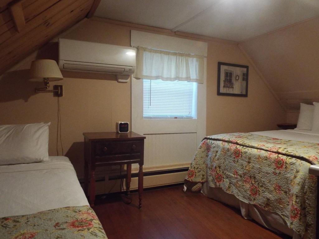 The Vermont Inn Mendon Dış mekan fotoğraf