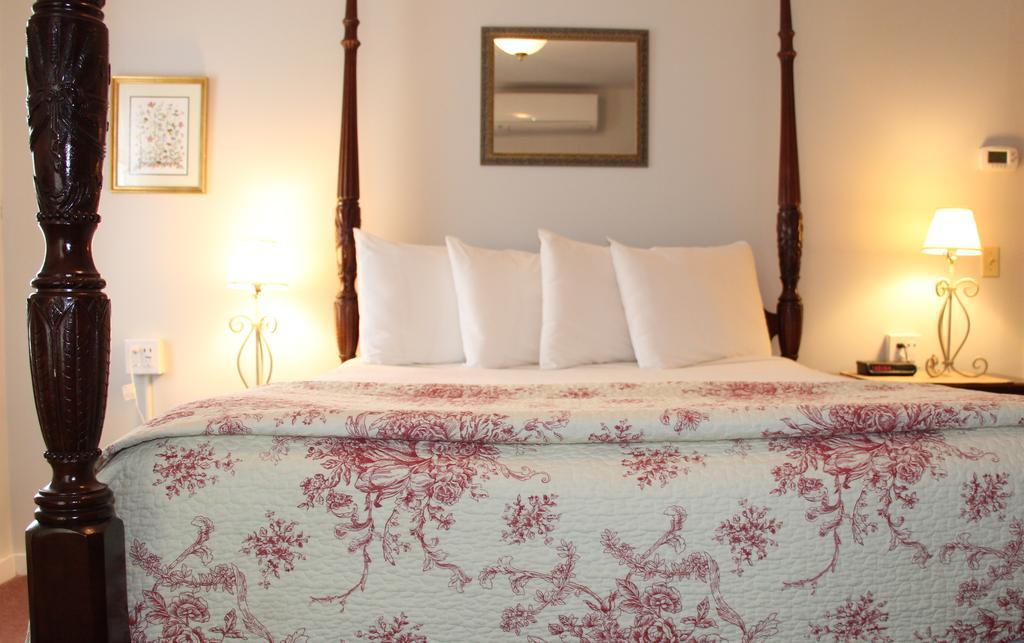The Vermont Inn Mendon Dış mekan fotoğraf