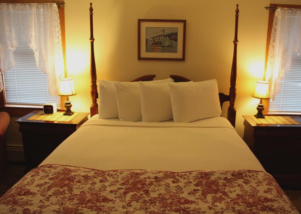 The Vermont Inn Mendon Dış mekan fotoğraf